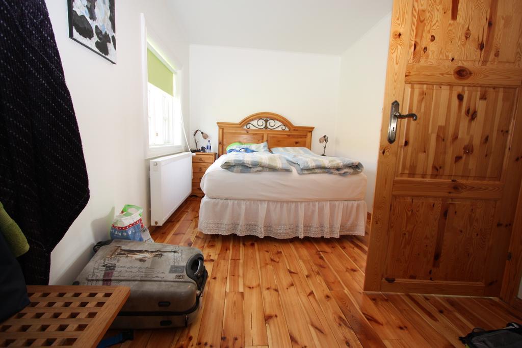 Guesthouse Storu-Laugar Eksteriør bilde
