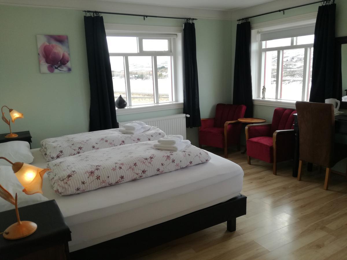Guesthouse Storu-Laugar Eksteriør bilde